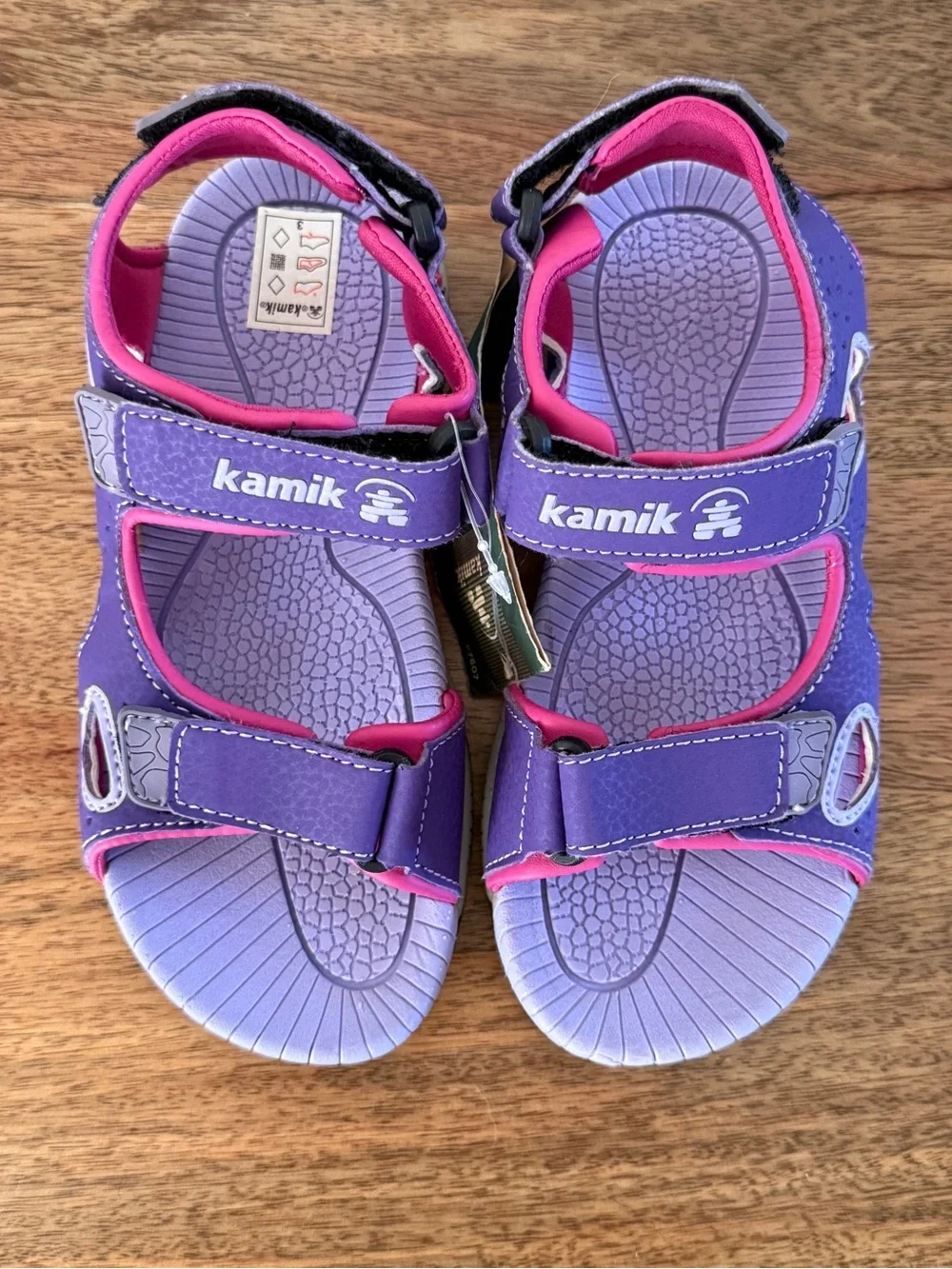 Kamik triple strap